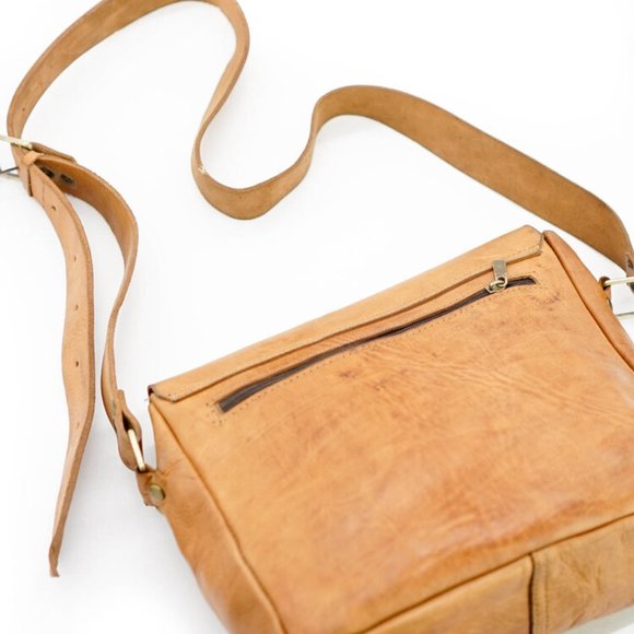 Khalid Satchel - Picture 4 of 6